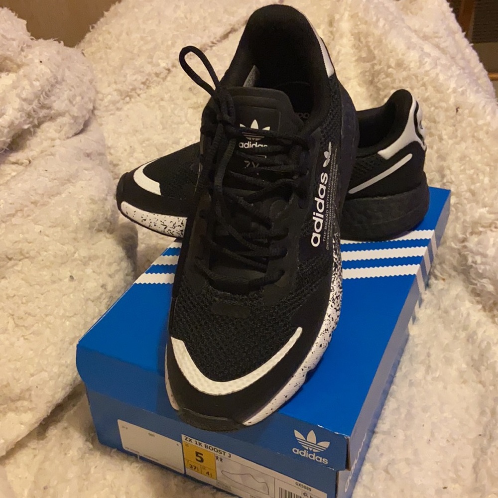 Youth size 5 adidas ZX 1K Boost J
